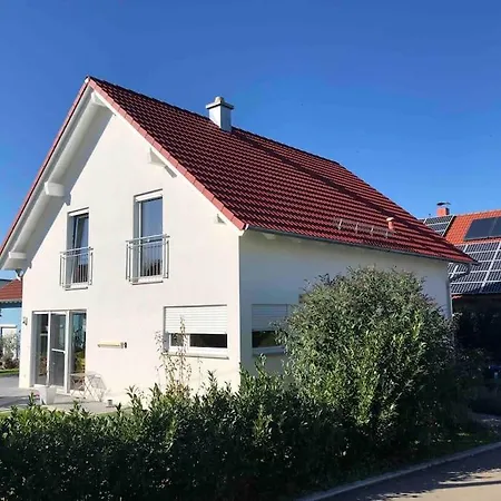 Schoenes Familienhaus Mit Herz Im Gruenen Feriehus Kusterdingen
